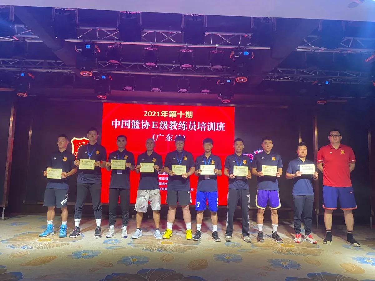 如何在封闭训练中培养篮球战术意识_2